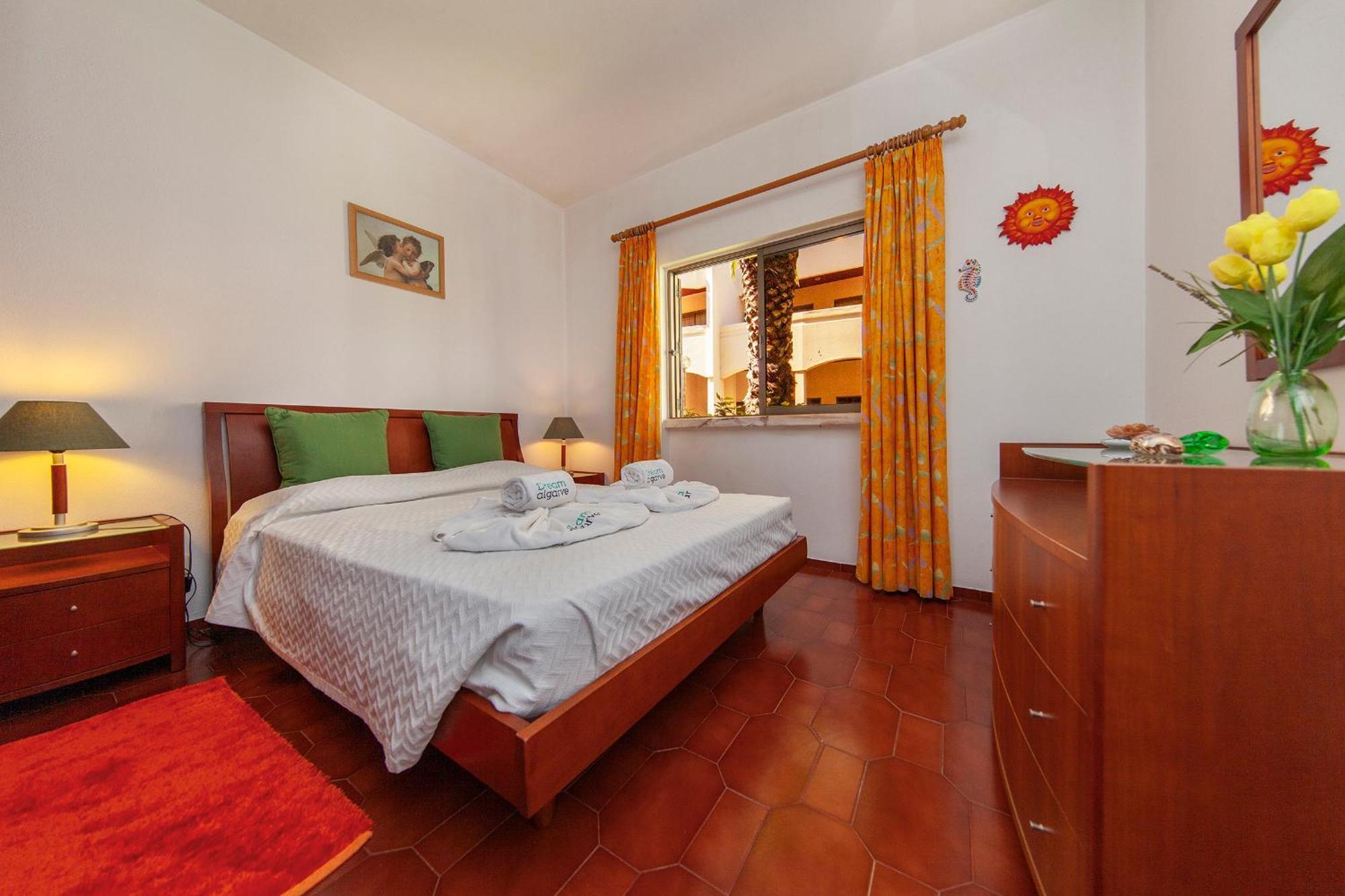 B92 - Sol Nascente 2 Bed In Apartment Lagos