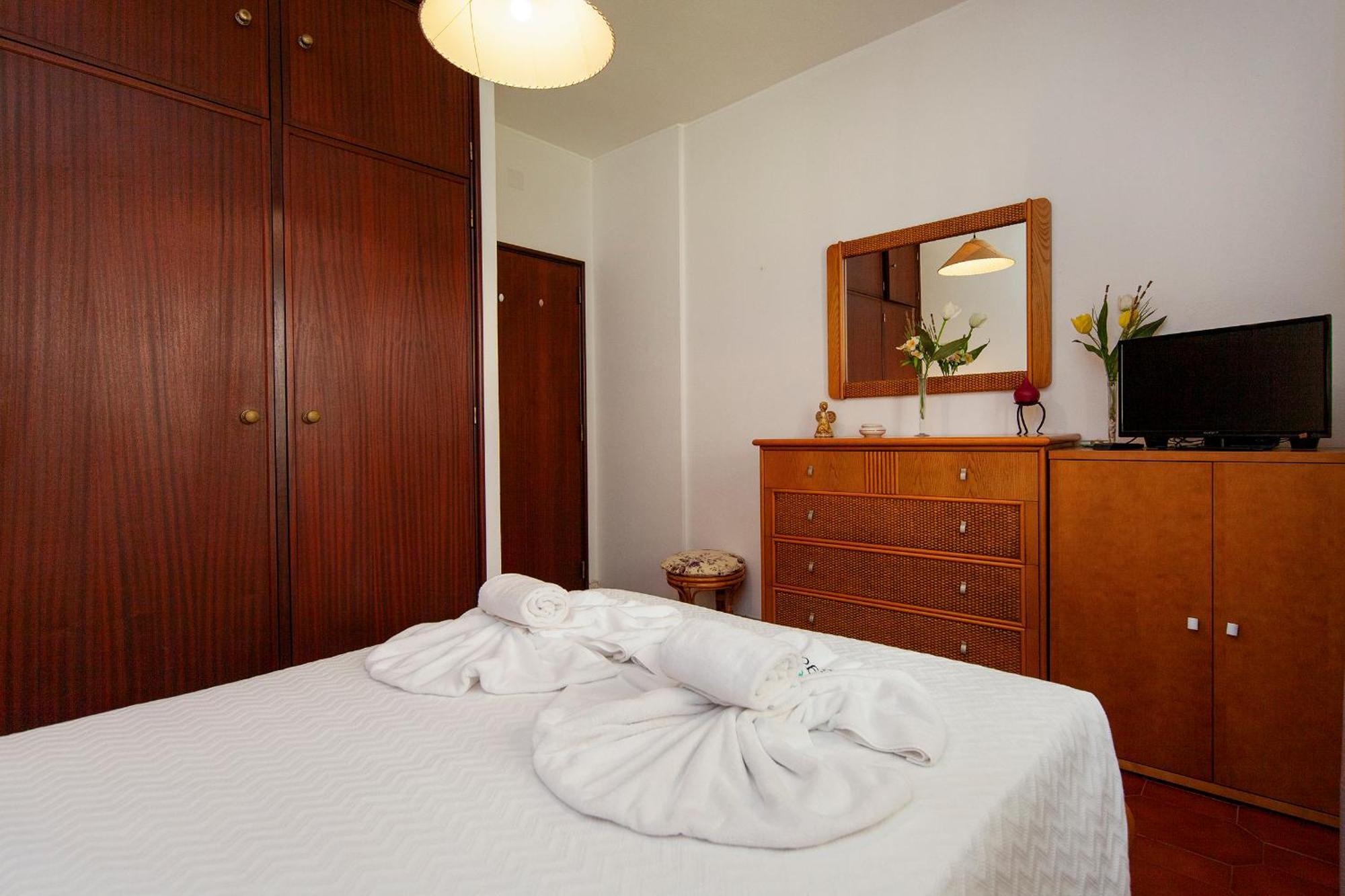 B92 - Sol Nascente 2 Bed In *